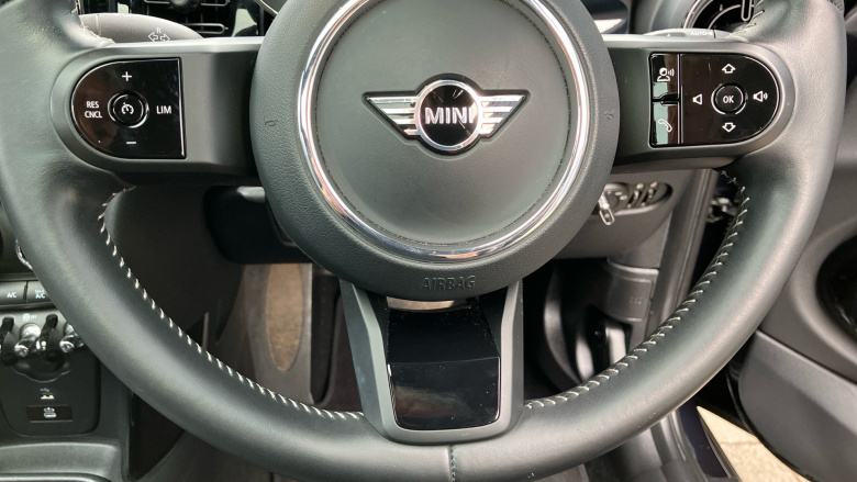 MINI Hatchback 135kW Cooper S Level 3 33kWh 3dr Auto Electric Hatchback